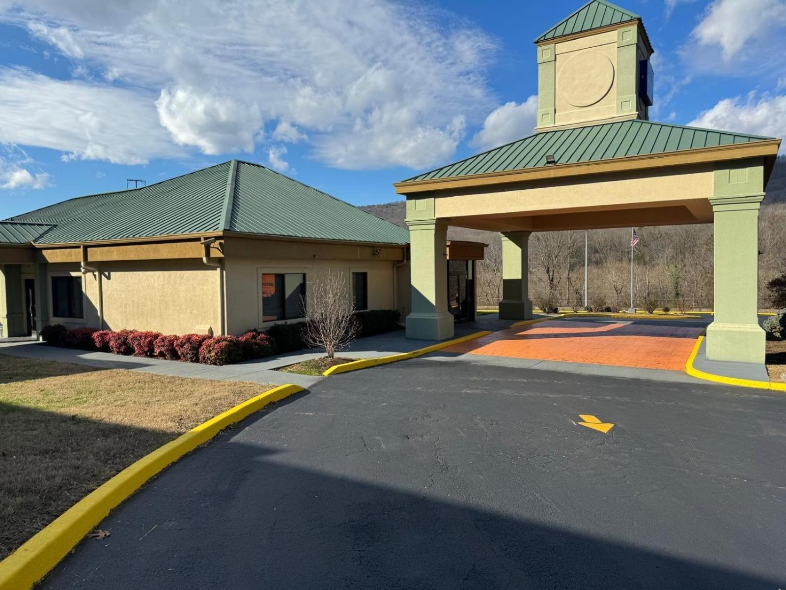 Quality Inn Harriman Buitenkant foto